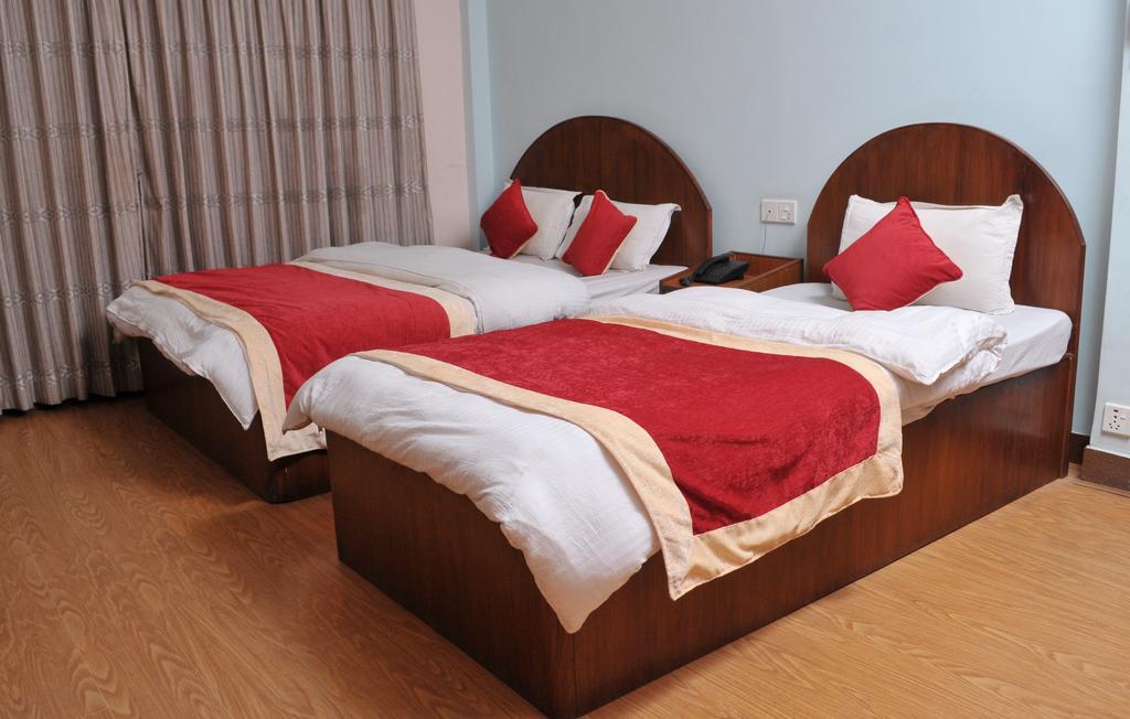 Hotel Brihaspati Kathmandu Buitenkant foto