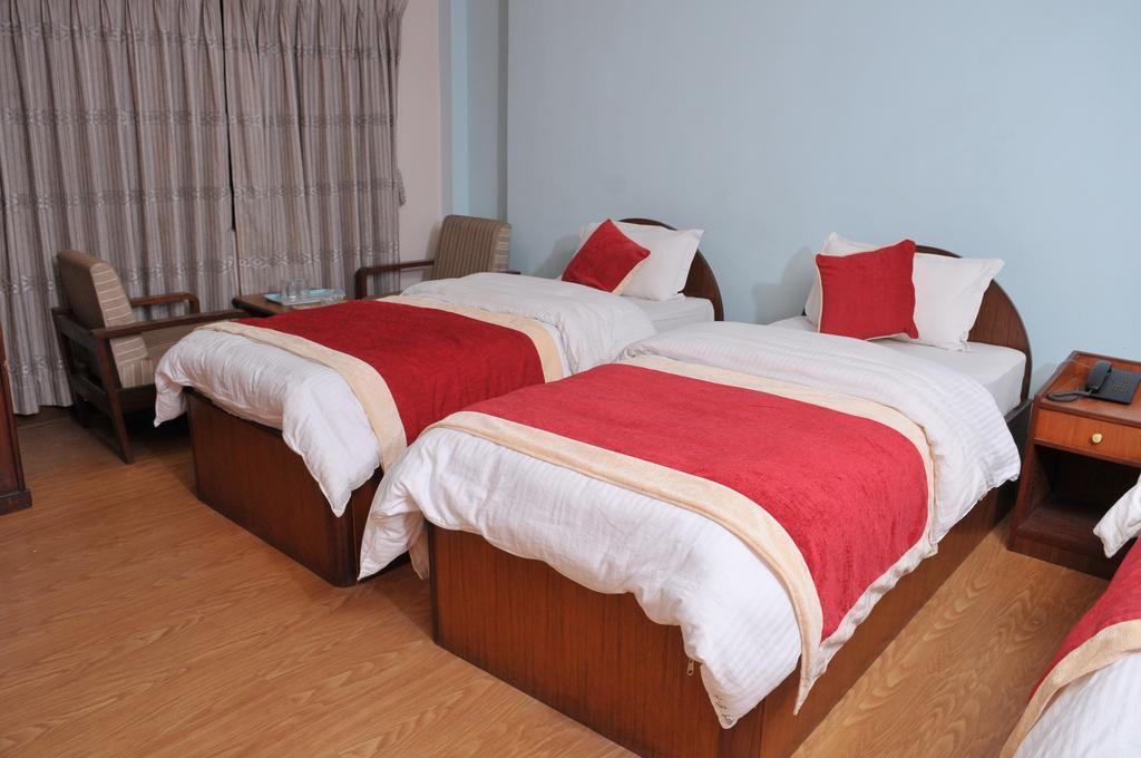 Hotel Brihaspati Kathmandu Buitenkant foto