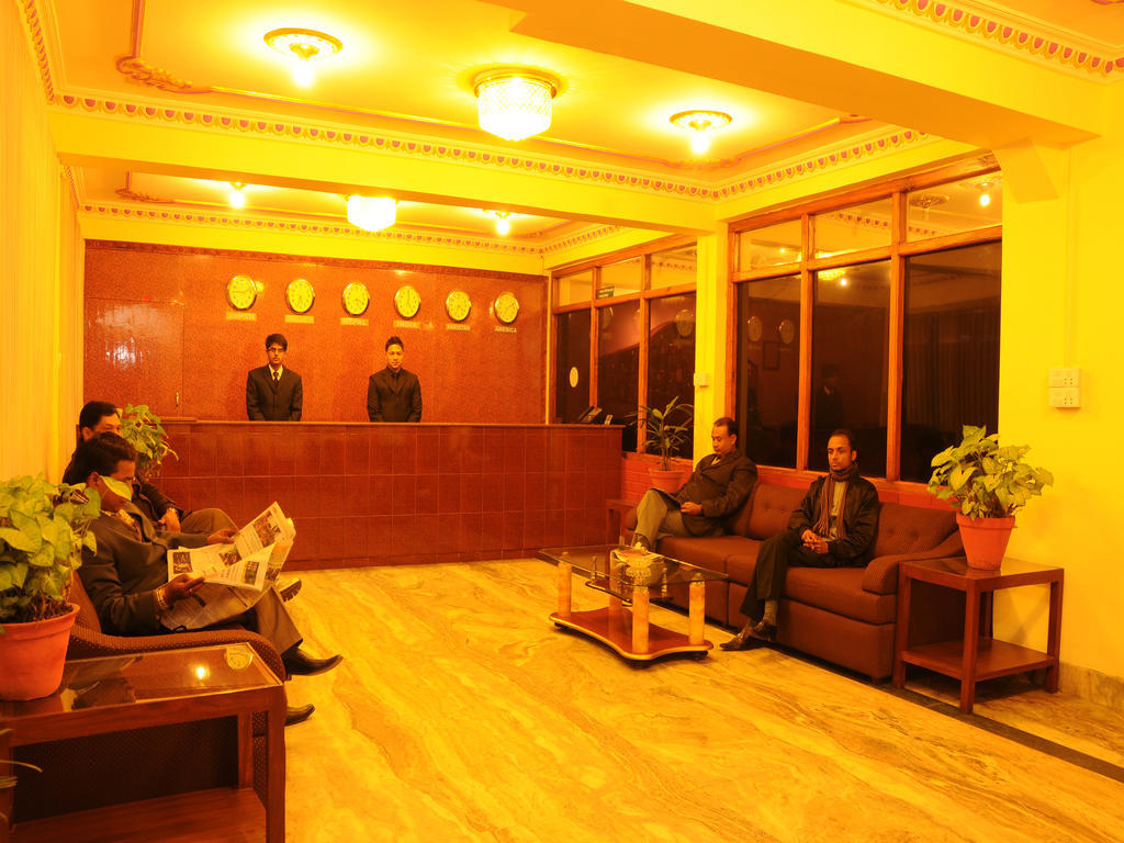 Hotel Brihaspati Kathmandu Buitenkant foto