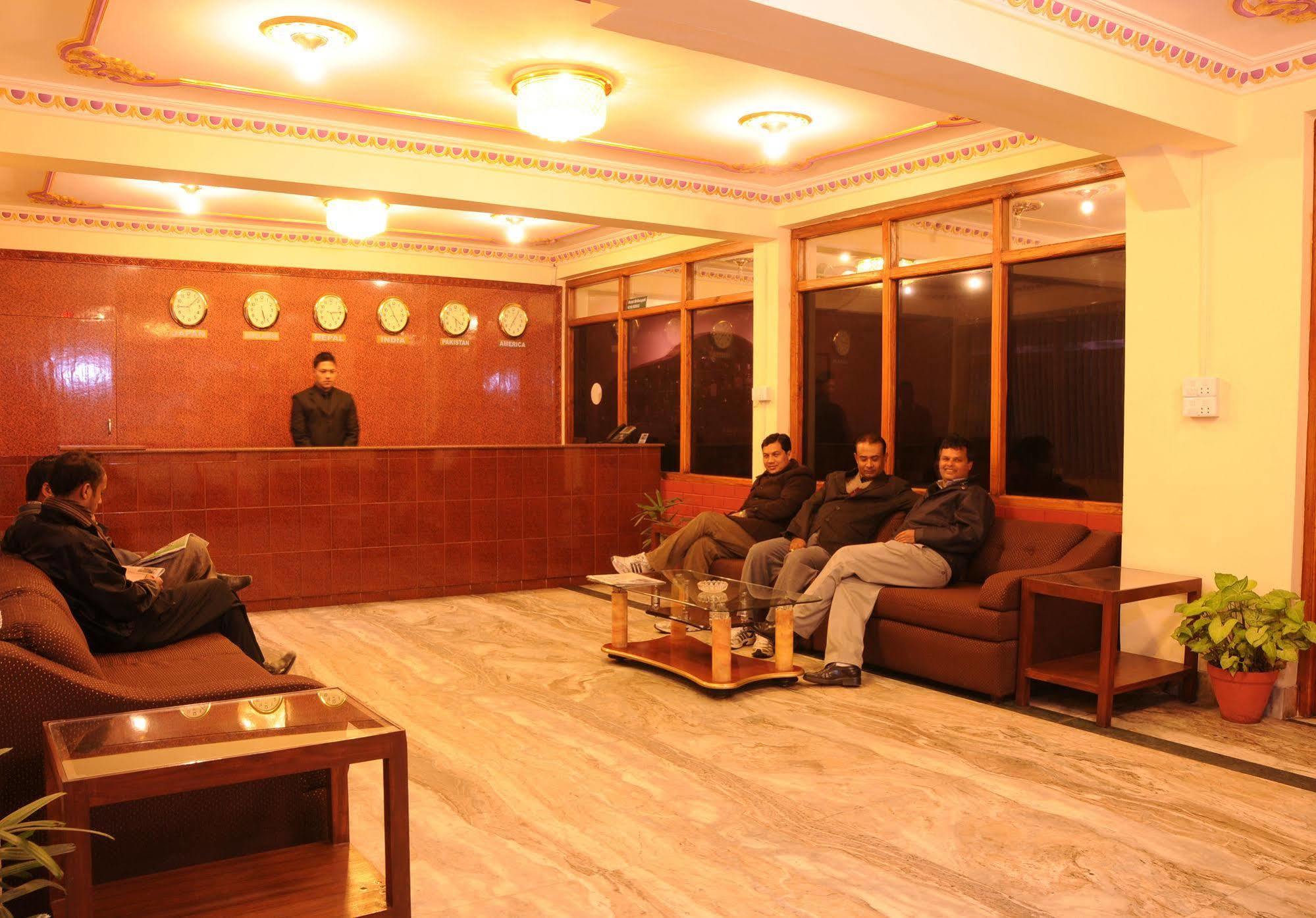Hotel Brihaspati Kathmandu Buitenkant foto