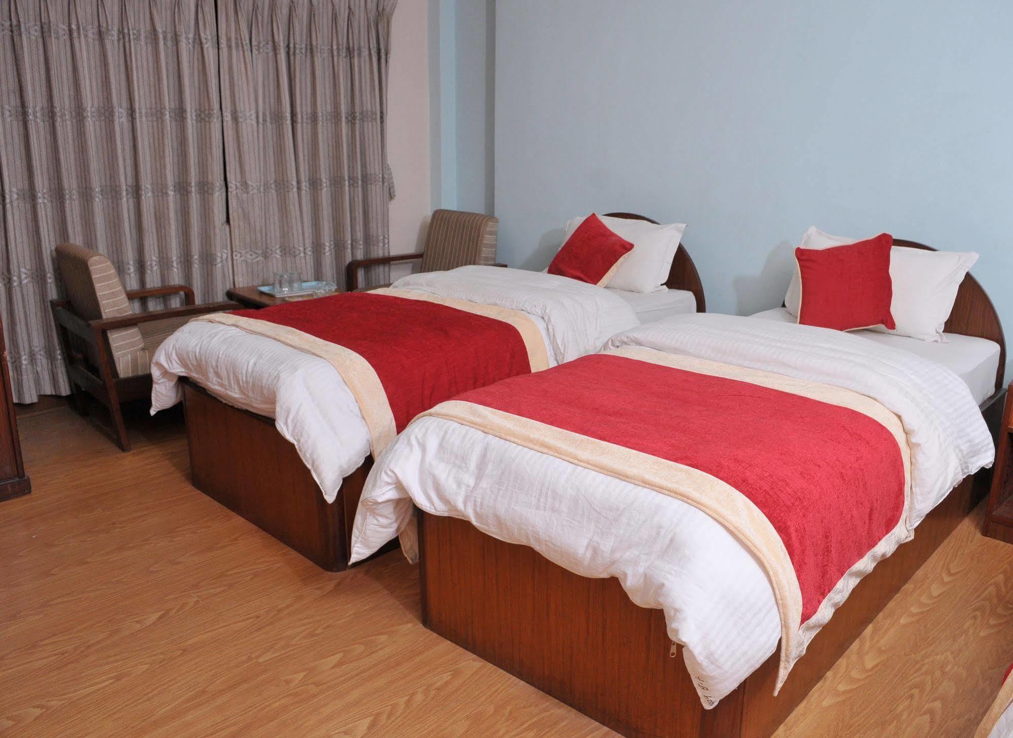 Hotel Brihaspati Kathmandu Buitenkant foto